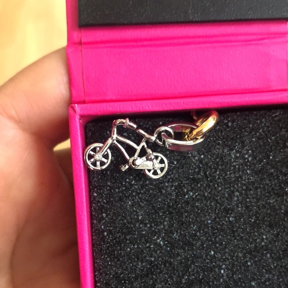New juicy couture charm lipstick and ice cream and bike and ski goggles char - Picture 7 of 7